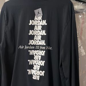 Nike air Jordan “do you know?” L/S Tee